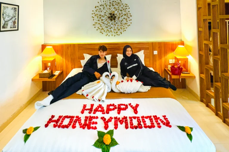 Honeymoon Bali Nusa Penida 6 Days 5 Nights